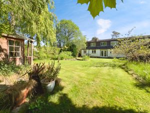 Photo 20- click for photo gallery